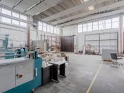 Capannone in vendita di 1600 m² in Corso Emanuele Kant, 46
