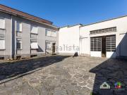 Capannone in vendita di 1600 m² in Via Don Sirtori, 3