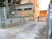 Capannone in vendita di 175 m² in Via Giulio Bizzozero, 15