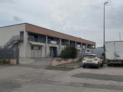 Capannone in vendita di 180 m² in Via dello Zircone, 25