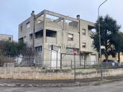 Capannone in vendita di 180 m² in Via Guidi