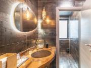 Capannone in vendita di 1900 m² in Via Loris Fortuna