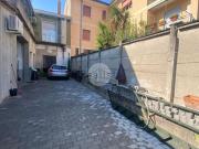 Capannone in vendita di 190 m² in Via Costanza Cerioli