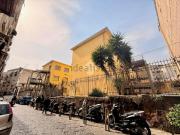 Capannone in vendita di 200 m² in Via Santa Maria...