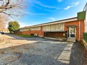 Capannone in vendita di 2300 m² in Corso Lucio Quinzio...