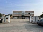 Capannone in vendita di 2340 m²