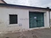 Capannone in vendita di 234 m² in Traversa Macello, 10