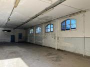 Capannone in vendita di 234 m² in Via di Peretola Capannone in vendita di 234 m² in Via di Peretola