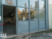 Capannone in vendita di 240 m² in Via Perticara, 180