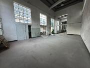 Capannone in vendita di 300 m² in Via delle Fabbriche, 30