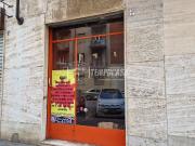 Capannone in vendita di 30 m² in Via Buenos Aires, 79