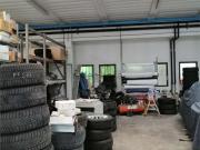 Capannone in vendita di 315 m² in Via Giacomo Leopardi, 10