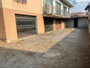 Capannone in vendita di 318 m² in Via Francesco Zambelli, 5