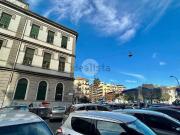 Capannone in vendita di 32 m² in Via Benedetto Cairoli, 1