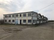 Capannone in vendita di 3500 m² in Via d&apos Avia Nord