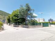 Capannone in vendita di 365 m² in Via V. de Felice, 1