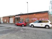 Capannone in vendita di 366 m² in Via Tommaso Gulli, 15