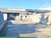 Capannone in vendita di 370 m² in Via Brughiera, 28