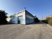 Capannone in vendita di 4000 m² in Via Francesco Somma