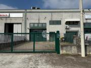 Capannone in vendita di 400 m² in Via Amerigo Vespucci, 19