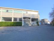 Capannone in vendita di 400 m² in Via Guglielmo Oberdan, 57