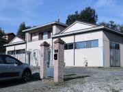 Capannone in vendita di 400 m² in Via Parma