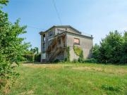 Capannone in vendita di 454 m²