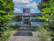 Capannone in vendita di 49000 m²