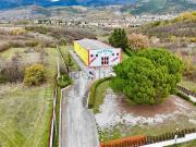 Capannone in vendita di 600 m² in Via di Preturo