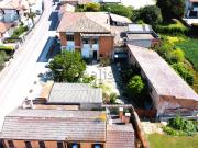 Capannone in vendita di 500 m² in Via Piscina