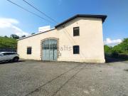 Capannone in vendita di 535 m² in Via statale...