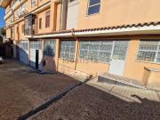 Capannone in vendita di 540 m² in Via Tuscolana, 1890