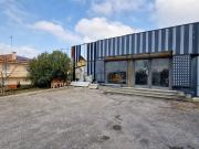 Capannone in vendita di 545 m² in Via Giosuè Carducci