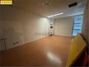 Capannone in vendita di 560 m² in Via Che Guevara