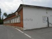 Capannone in vendita di 590 m² in Via alle Fabbriche, 85