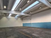 Capannone in vendita di 609 m²