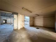 Capannone in vendita di 645 m² in Via di Soffiano, 168