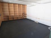 Capannone in vendita di 647 m² in Via Dürer