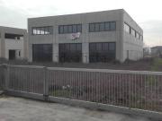 Capannone in vendita di 700 m² in Via Abetone Brennero, 10