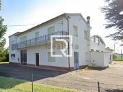 Capannone in vendita di 705 m² in Via Vincenzo Sangiorgi, 9