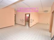 Capannone in vendita di 710 m²