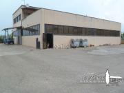 Capannone in vendita di 720 m² in Via della Sapienza