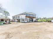 Capannone in vendita di 750 m² in Via MARANO TICINO, 7