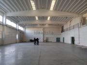 Capannone in vendita di 760 m² in Via Padre Ugolino Frasca