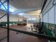 Capannone in vendita di 775 m² in Via Lario