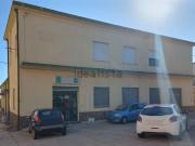 Capannone in vendita di 787 m² in Via Ladispoli, 15