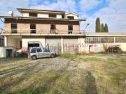 Capannone in vendita di 800 m² in Contrada Aso, 20