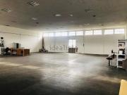 Capannone in vendita di 810 m²