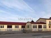 Capannone in vendita di 820 m² in Via Val Bera, 33