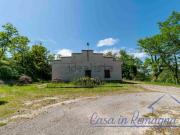 Capannone in vendita di 829 m² in Via Garampa